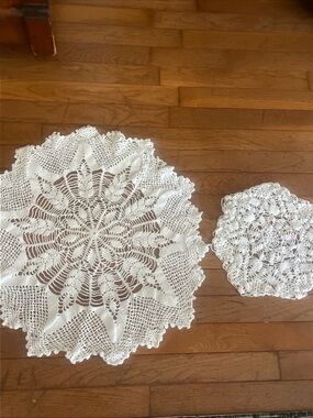 White Vintage Hand Crochet Lace Doilies Flower Doily Table Mats  20” & 10”